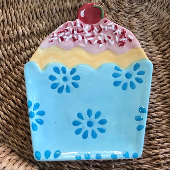 Boston Warehouse Sweet Tooth Dessert Plates Cupcake Treats S/4 - Picture 2 of 6